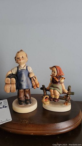 Lot #832 (1 of 9)