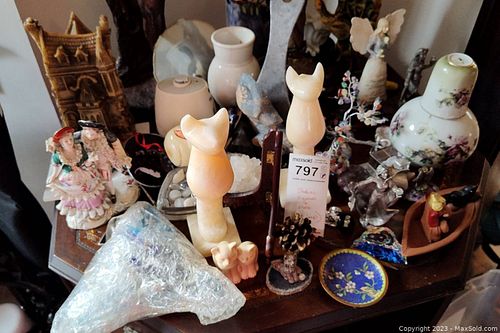 Lot #797 (1 of 18)