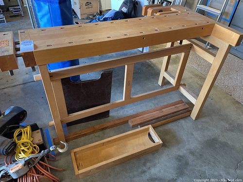 Lot #384 (1 of 10)