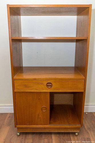 Lot #927 (1 of 6)