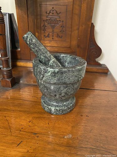 Lot #25 (1 of 6)