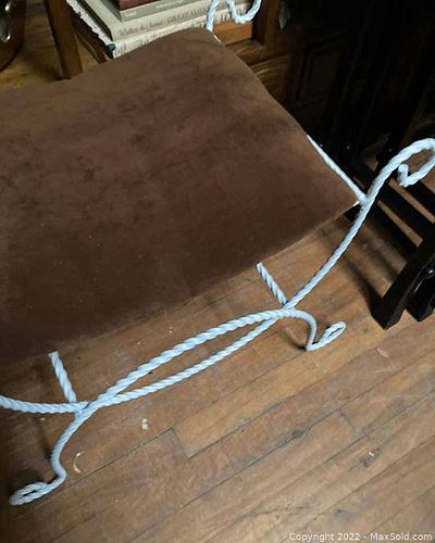 Lot #117 (1 of 3)