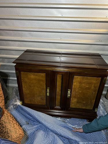Lot #47 (1 of 12)