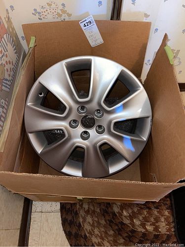 Lot #429 (1 of 9)