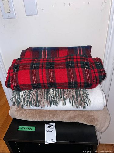 Lot #956 (1 of 9)