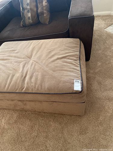Lot #378 (1 of 9)
