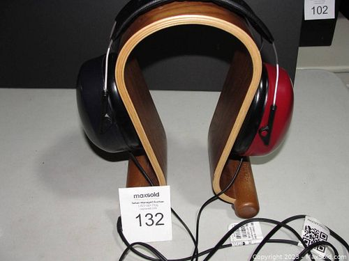 Lot #132 (1 of 6)