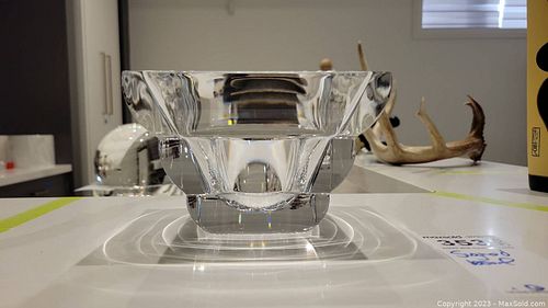 Lot #353 (1 of 7)
