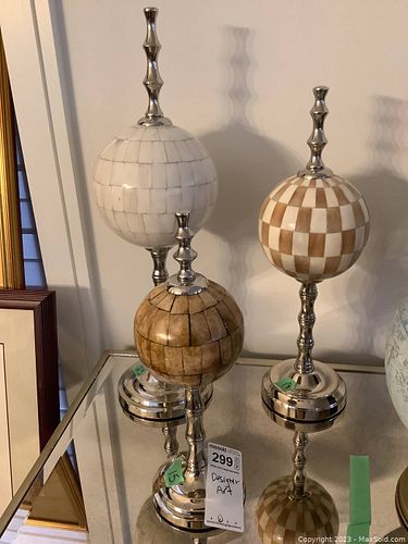 Lot #299 (1 of 5)