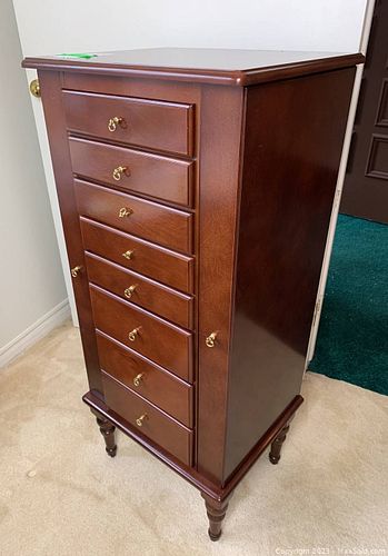 Lot #467 (1 of 15)
