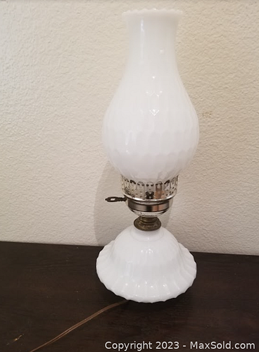 Lot #27 (1 of 1)