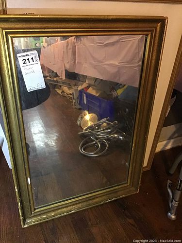 Lot #211 (1 of 6)