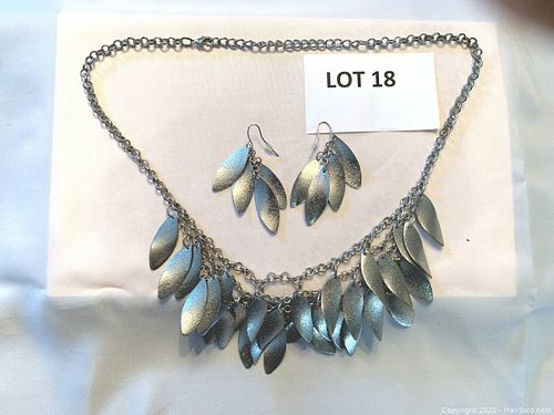 Lot #18 (1 of 2)