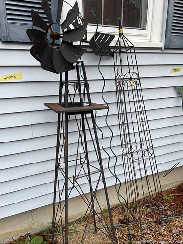 Lot #267 (1 of 8)