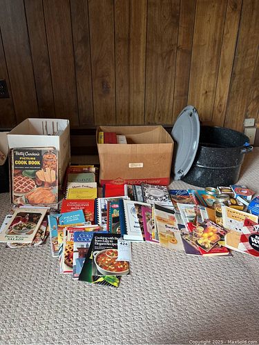 Lot #424 (1 of 16)