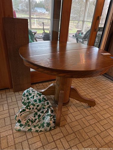 Lot #393 (1 of 12)