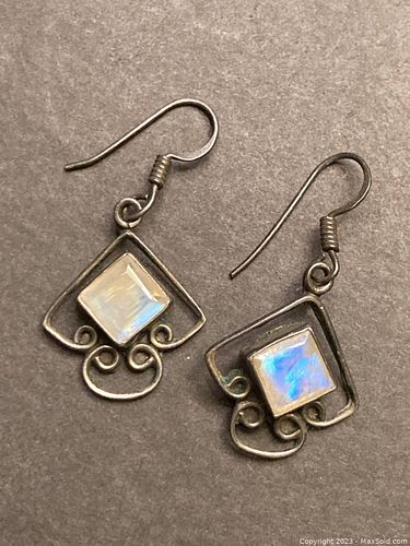 Lot #47 (1 of 8)