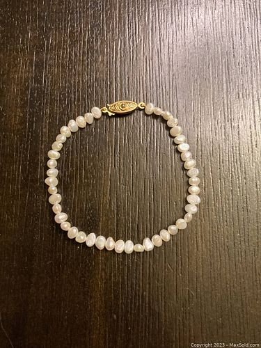 Lot #53 (1 of 4)