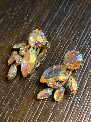 Lot #103 (1 of 6)