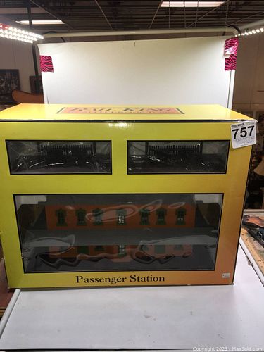 Lot #757 (1 of 11)