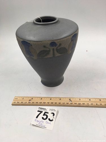 Lot #753 (1 of 12)