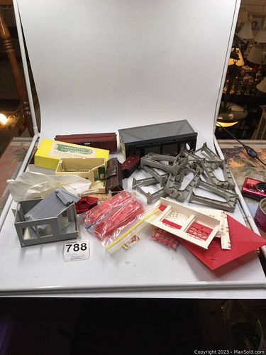 Lot #788 (1 of 15)