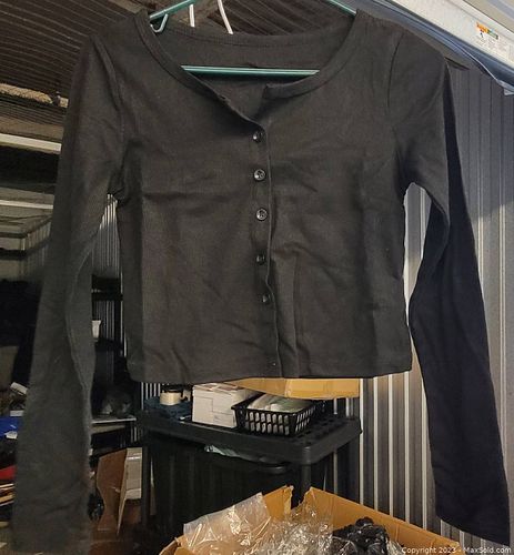 75+ Count Jed North Long Sleeved Crop Top  **READ DESCRIPTION CAREFULLLY!!!** (1 of 1)