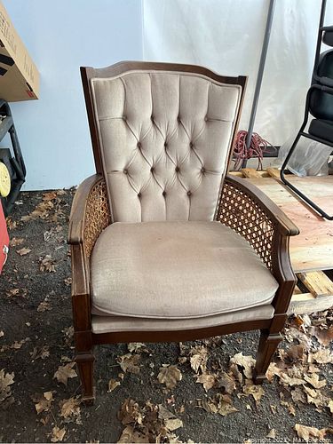 Lot #157 (1 of 8)