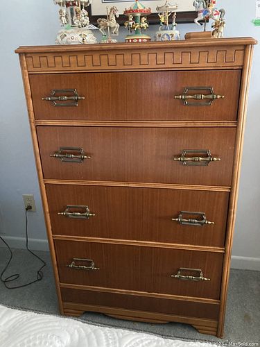 Lot #698 (1 of 6)