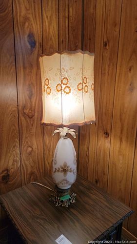 Lot #585 (1 of 13)