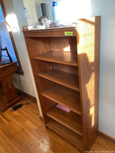 Lot #606 (1 of 7)