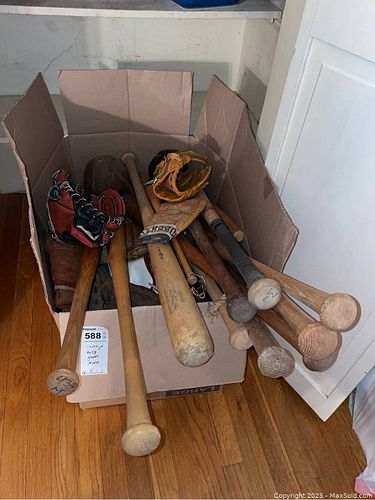 Lot #588 (1 of 8)