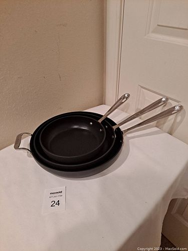 Lot #24 (1 of 7)