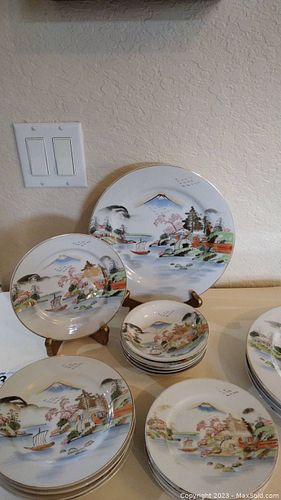Lot #436 (1 of 9)