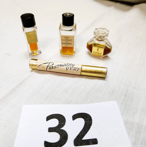 Lot #32 (1 of 8)