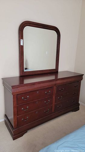 Lot #641 (1 of 15)