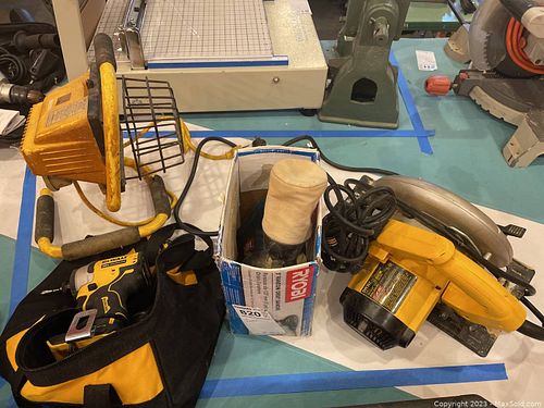Lot #820 (1 of 10)