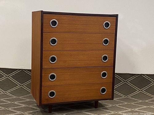 Lot #33 (1 of 4)