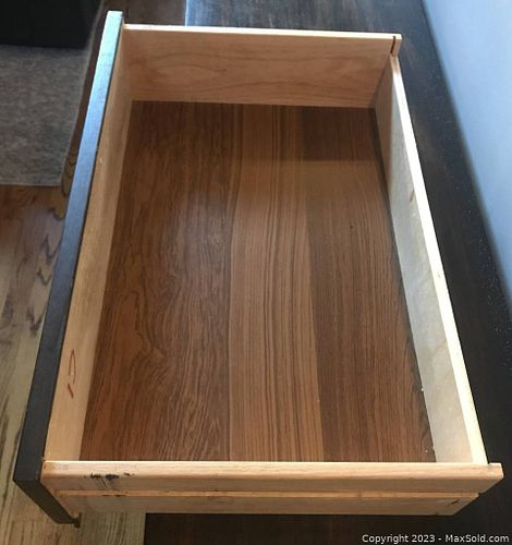 Lot #113 (1 of 6)