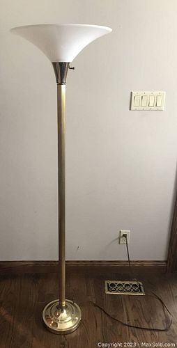 Lot #104 (1 of 5)