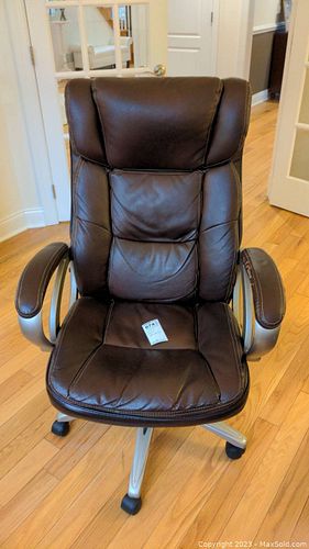 Lot #674 (1 of 13)