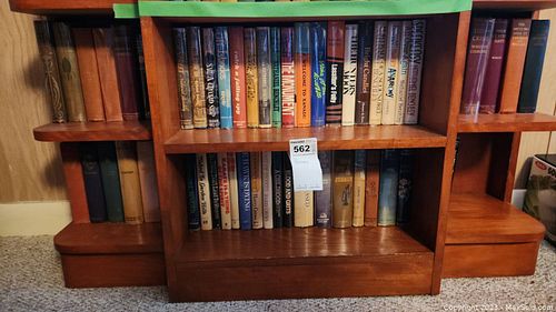 Lot #562 (1 of 15)