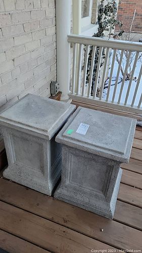 Lot #322 (1 of 6)