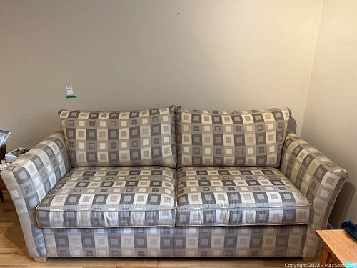 Lot #309 (1 of 9)