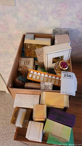 Lot #258 (1 of 11)
