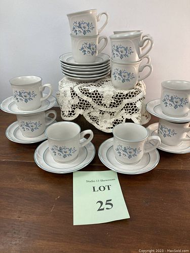 Lot #25 (1 of 6)