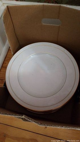 Lot #17 (1 of 16)