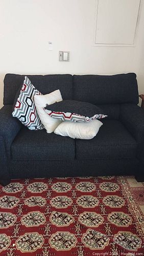 Lot #569 (1 of 6)