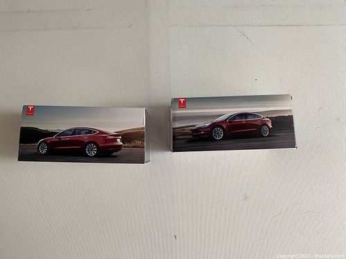 Lot #11 (1 of 8)