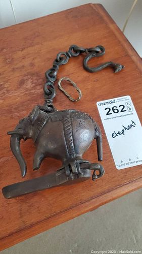 Lot #262 (1 of 7)